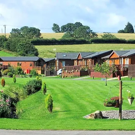 Badgers Retreat Hotel *